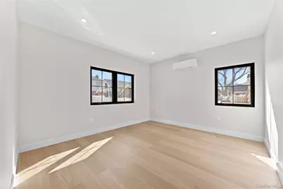75-31 175th Street, Fresh Meadows, NY 11366 - Photo 18