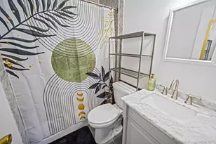 260 Waverly Ave, Patchogue, NY 11772 - Photo 20