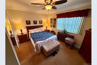 88-17 Shore Parkway #016, Howard Beach, NY 11414 - Photo 18