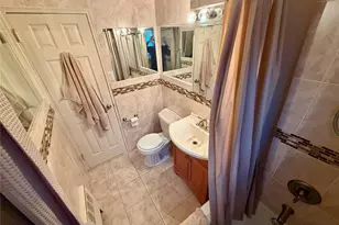 88-17 Shore Pkwy, Howard Beach, NY 11414 - Photo 20