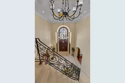 12 Point Crescent, Whitestone, NY 11357 - Photo 6