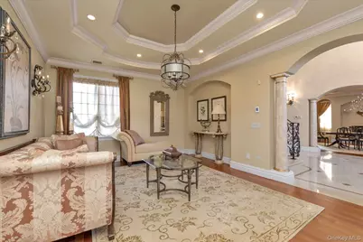 12 Point Crescent, Whitestone, NY 11357 - Photo 8