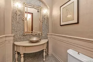 12 Point Crescent, Whitestone, NY 11357 - Photo 18