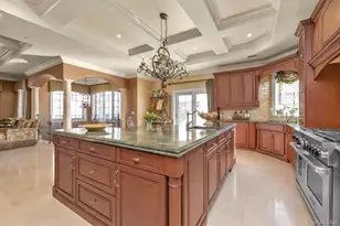 12 Point Crescent, Whitestone, NY 11357 - Photo 14