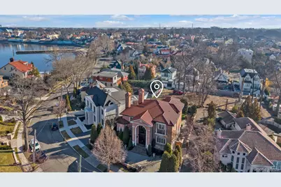12 Point Crescent, Whitestone, NY 11357 - Photo 36