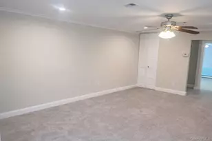 395 Woodbridge Dr, Ridge, NY 11961 - Photo 12