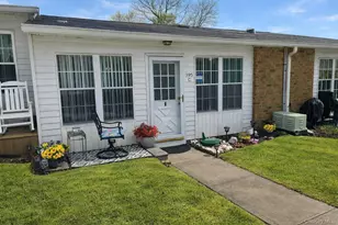 395 Woodbridge Dr, Ridge, NY 11961 - Photo 2