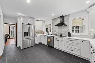 112 Ralph Ave, White Plains, NY 10606 - Photo 14