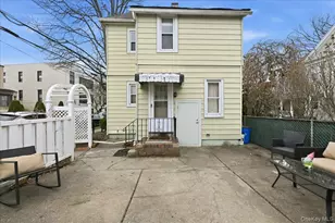 51 W Hitchcock Ave, Floral Park, NY 11001 - Photo 22