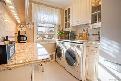 252-42 60 Avenue #595, Little Neck, NY 11362 - Photo 1