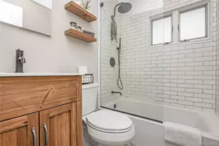 2477 Freeport St, Wantagh, NY 11793 - Photo 10