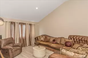 4460 Merrick Rd, Massapequa, NY 11758 - Photo 8