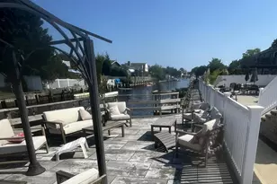 4460 Merrick Rd, Massapequa, NY 11758 - Photo 32