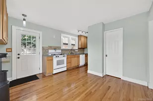 15 Dune Ct, Northport, NY 11768 - Photo 10