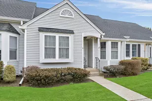 2555 Youngs Ave, Southold, NY 11971 - Photo 2