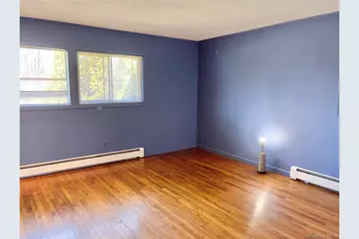 48 Old Town Lane, Huntington, NY 11743 - Photo 10