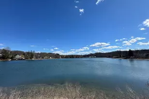 41 Lakeside Dr, Centerport, NY 11721 - Photo 18