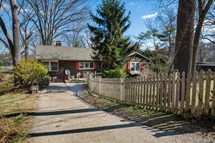 41 Lakeside Dr, Centerport, NY 11721 - Photo 12