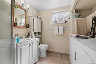 41 Lakeside Dr, Centerport, NY 11721 - Photo 14