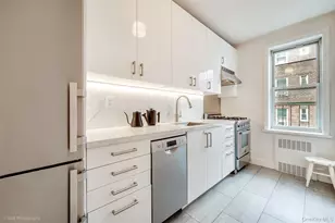 39-30 52nd St, Woodside, NY 11377 - Photo 6