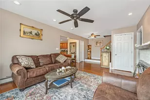 15 Bingham Pl, Amityville, NY 11701 - Photo 6
