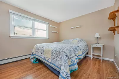 15 Bingham Place, Amityville, NY 11701 - Photo 20