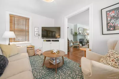 54 Lakeview Avenue, Hartsdale, NY 10530 - Photo 8