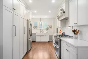 54 Lakeview Ave, Hartsdale, NY 10530 - Photo 12