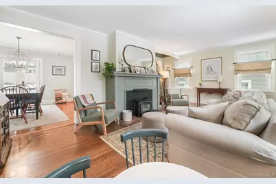 54 Lakeview Avenue, Hartsdale, NY 10530 - Photo 6