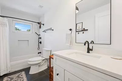 660 Sutton Place, Greenport, NY 11944 - Photo 16