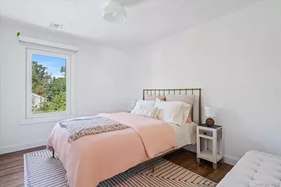 660 Sutton Place, Greenport, NY 11944 - Photo 18