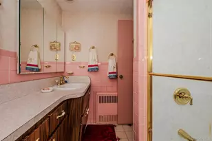 251 Smith St, Freeport, NY 11520 - Photo 14