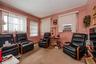 251 Smith St, Freeport, NY 11520 - Photo 12