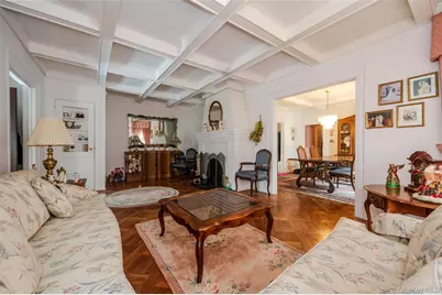 251 Smith Street, Freeport, NY 11520 - Photo 4