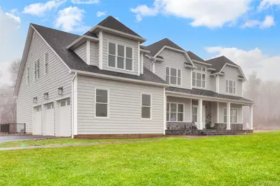 26 Estates Circle, Melville, NY 11747 - Photo 2