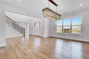 26 Estates Cir, Melville, NY 11747 - Photo 16