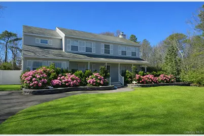 20 Jennifers Path, Westhampton Beach, NY 11978 - Photo 1