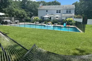 20 Jennifers Path, Westhampton Beach, NY 11978 - Photo 2