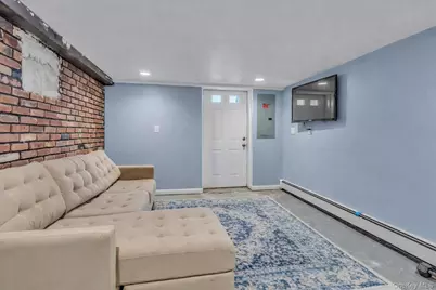 351 Venetian Boulevard, Lindenhurst, NY 11757 - Photo 12