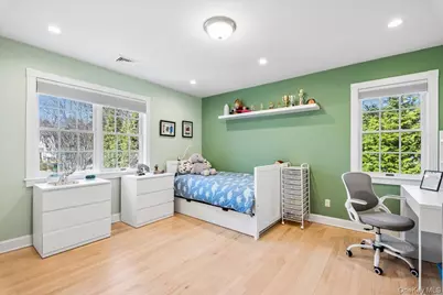 73 Huntington Road, Scarsdale, NY 10583 - Photo 14