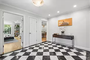 73 Huntington Rd, Scarsdale, NY 10583 - Photo 2