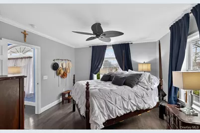 108 Awixa Avenue, Bay Shore, NY 11706 - Photo 18