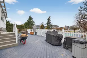 108 Awixa Ave, Bay Shore, NY 11706 - Photo 42