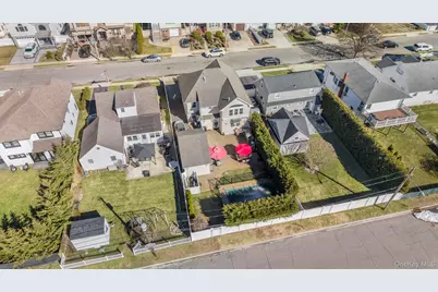732 Sunrise Avenue, Bellmore, NY 11710 - Photo 48