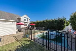 732 Sunrise Ave, Bellmore, NY 11710 - Photo 42