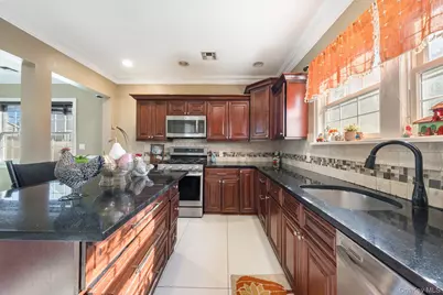 732 Sunrise Avenue, Bellmore, NY 11710 - Photo 22