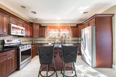 732 Sunrise Avenue, Bellmore, NY 11710 - Photo 20