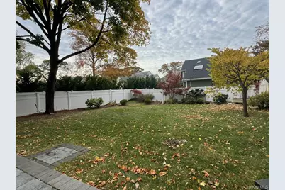 158 Lincoln Avenue, Rockville Centre, NY 11570 - Photo 6