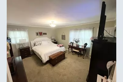 158 Lincoln Avenue, Rockville Centre, NY 11570 - Photo 16