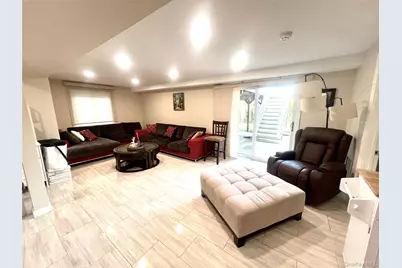 1026 Dartmouth Lane, Woodmere, NY 11598 - Photo 12